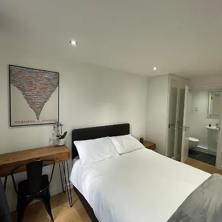 Stunning 3Bd Maisonette Wbalcony - Old Street!